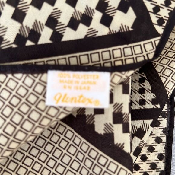 Tan & brown scarf made in Japan, NWT - Picture 5 of 5